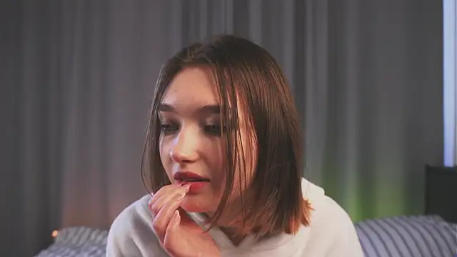 Leyla_crsh's Live XXX Chat