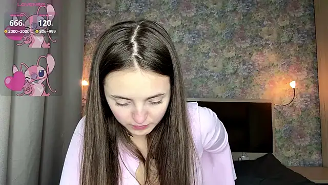 LoraDavi 即時 XXX 聊天