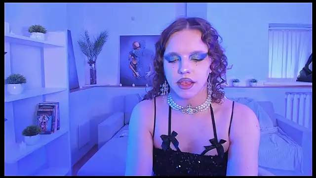 Show modela Madison_dolly na web-kameri