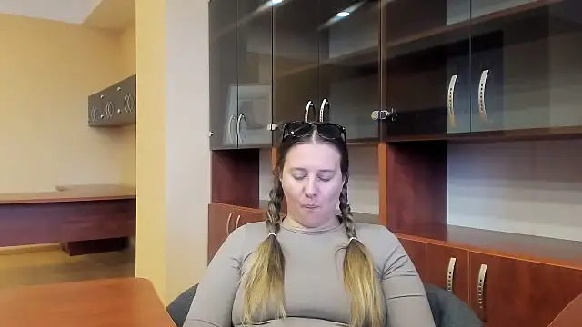 Chat +18 de Nionelly ao vivo