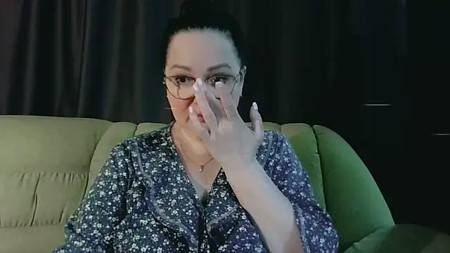 infinity_loveliness' Live XXX Chat