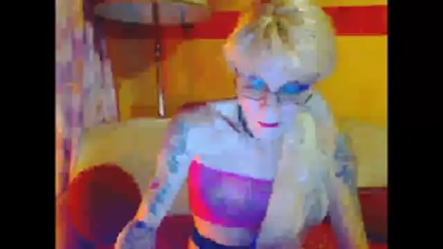 cuxladyboy webcam show