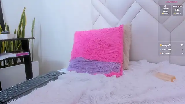 LindaHooker 网络视讯表演