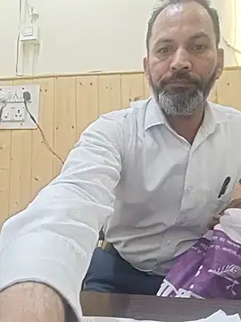 Chat +18 de GentlemanX119 ao vivo