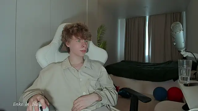 Wawesucn Live XXX chat