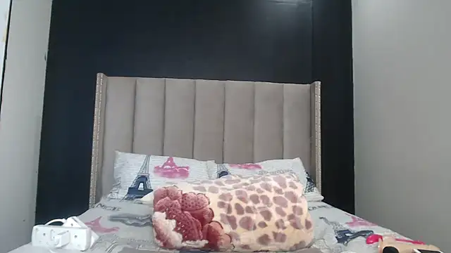 Ms__JOJOのライブXXXチャット