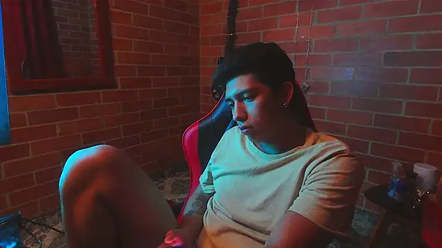 XXX chat uživo modela ethann2_