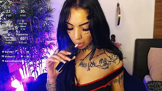 Czat XXX na żywo – CreamyInkky_