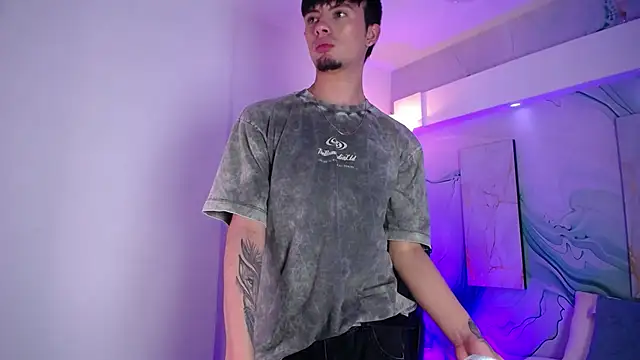 Steev_Novoa 在線直播表演