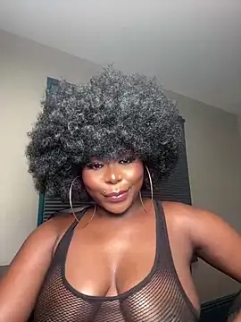 WomanNextdoor1 现场XXX聊天