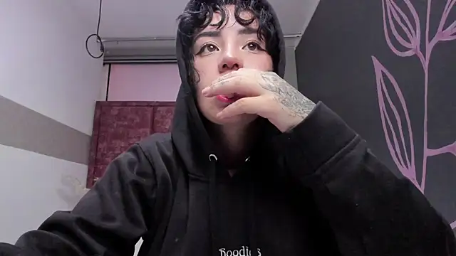 Kiara_Fox__ Chat XXX in diretta