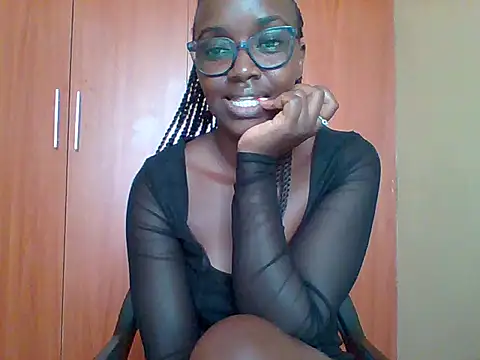 Chatroom XXX en direct de sexy_darleen23