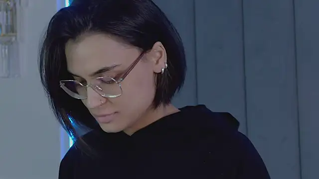 Chatroom XXX en direct de VioletAsh