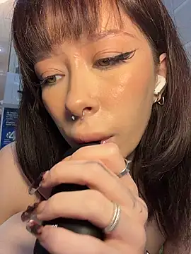 MaryMe__ – Naživo XXX chat