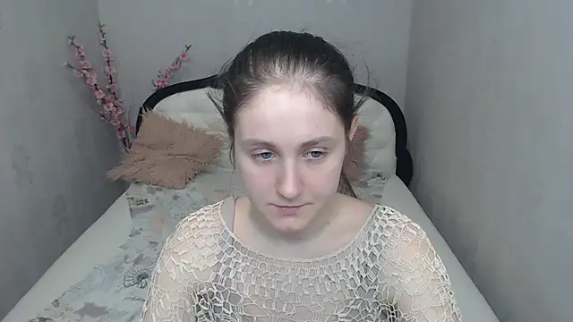 Holliy_Cooper Adlı Modelin Canlı XXX Sohbeti