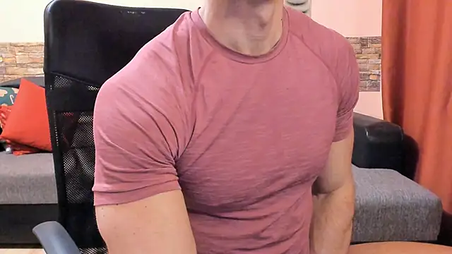 HotHunkTrainer 即時 XXX 聊天