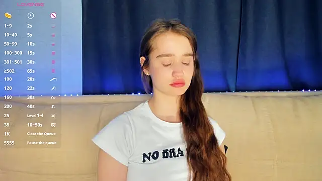 lovelyalivia's Live XXX Chat