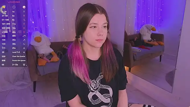 Mira_Falls: онлайн-секс-чат