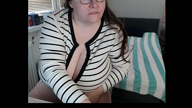 Sweetboobs' Webcam Show