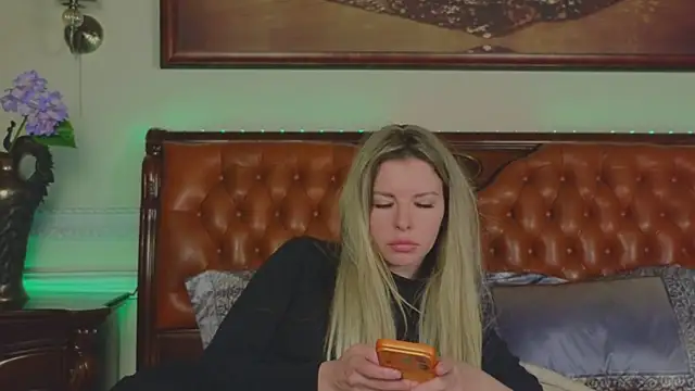 Real_Tini 라이브 XXX 채팅