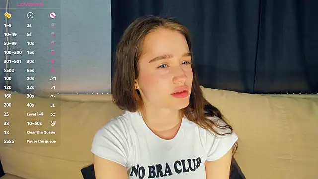 Chat +18 de lovelyalivia ao vivo