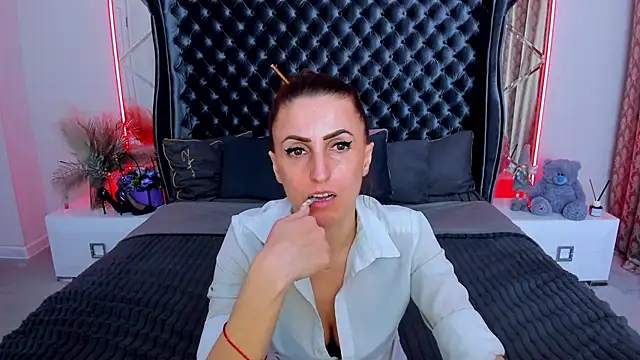 Rebecca_Diamond Obrolan Langsung XXX