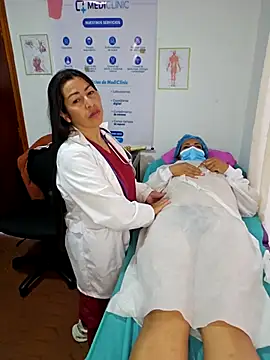 JustSamantha_: διαδικτυακό σόου στην κάμερα