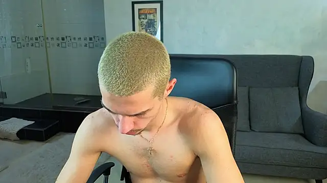 KaydenDrew élő XXX-chatje