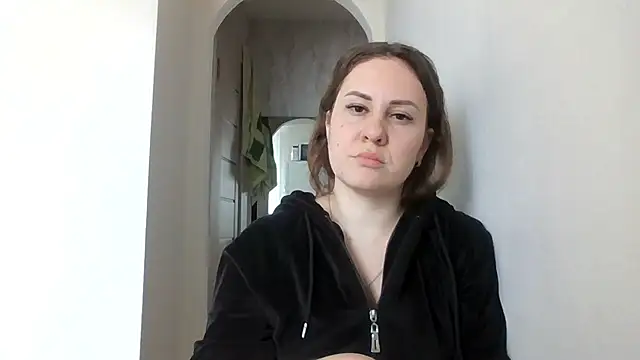 Chat +18 de MeadowEyes ao vivo