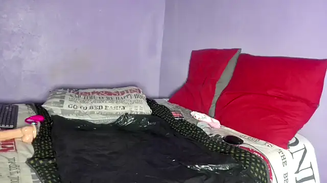 wilmaassylum Show in webcam