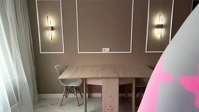 แชท XXX สดของ KseniaVixen