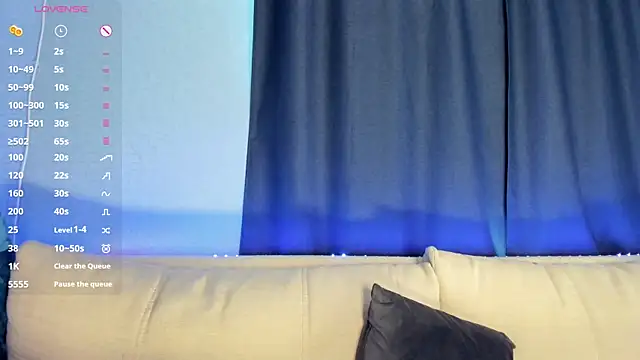 lovelyalivia's Live XXX Chat