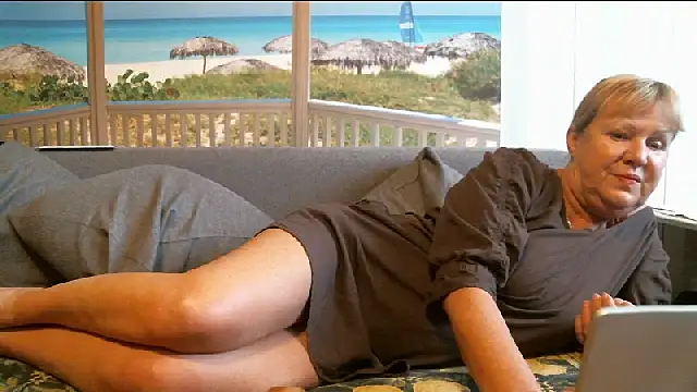 Nikole111 Pertunjukan Webcam