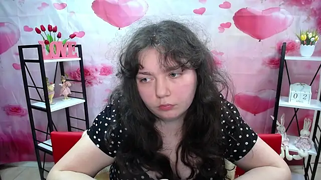 แชท XXX สดของ NeonilaLisova