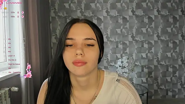 Kseni_a live XXX chat