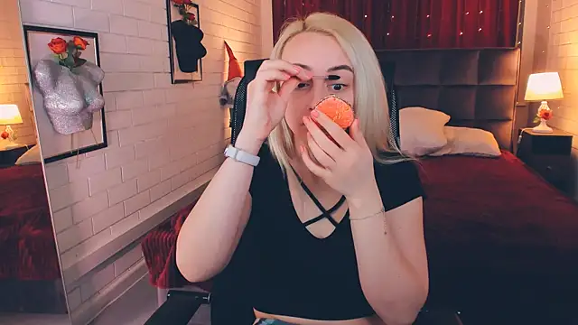 CarolMoor's Live XXX Chat