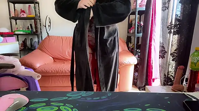 kisicaxx: онлайн-секс-чат