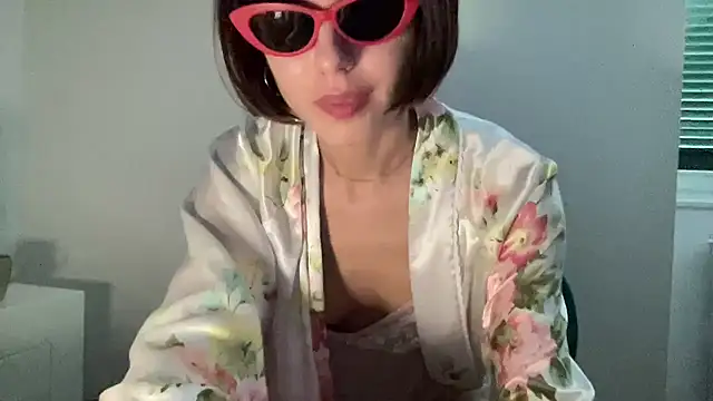 SlowVenomXX live XXX chat