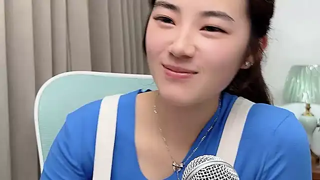 دردشة Nicole20266 الجنسية المباشرة