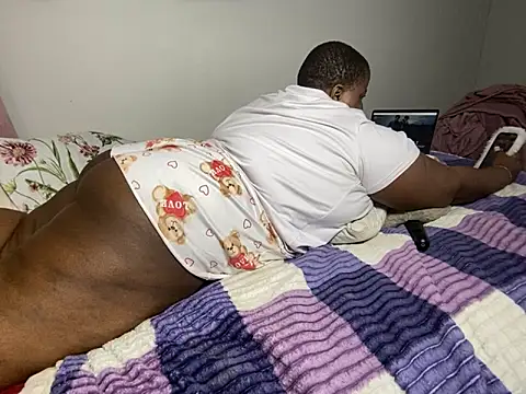 Živý XXX chat MissLola27