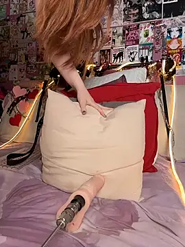 Denise__levi_ élő XXX-chatje