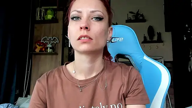 karo123421 Adlı Modelin Canlı XXX Sohbeti