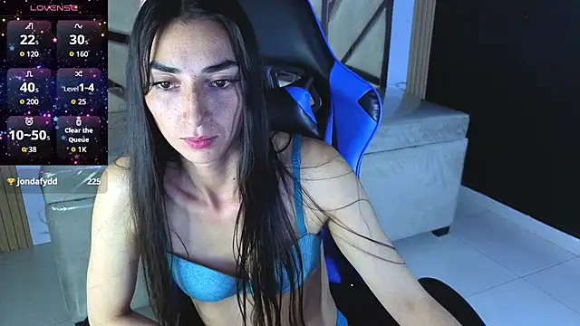 Maily_a_ Chat XXX in diretta