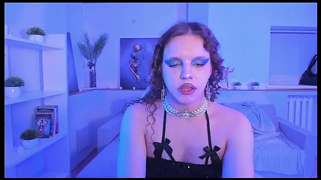 Show modela Madison_dolly na web-kameri