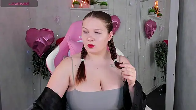 Virginia_Robinson Chat XXX live