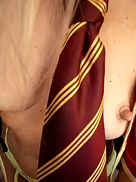 Mila_Lovi Webcam show