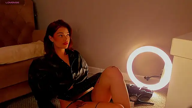 Angel_Sapphire_ Adlı Modelin Canlı XXX Sohbeti