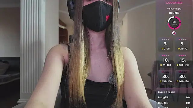 Živý XXX chat CreamAssk