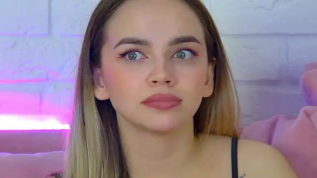 Chat +18 de AnitaVenture ao vivo