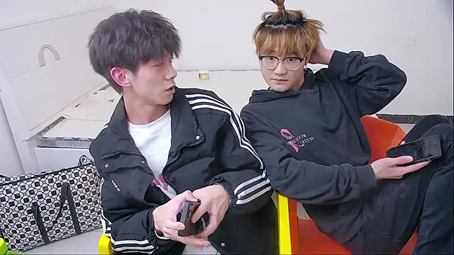 Chat XXX ao vivo de paofu-001